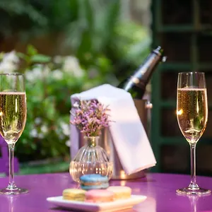 Hotel Galileo Champs Elysees ****